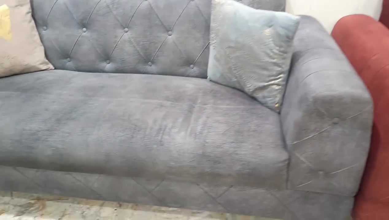 تخم مودرن تسكام نظيف ماعدى الموضح بالصوره حرق صغير مال صوبه وصفار اثر حراره ماعداه كله نظيف المكان بغداد مدينة الصدر


**إذا كنت صاحب هذا الإعلان وتريد حذفه لأي سبب، رجاءا أرسل رسالة إلى الدعم الفني**