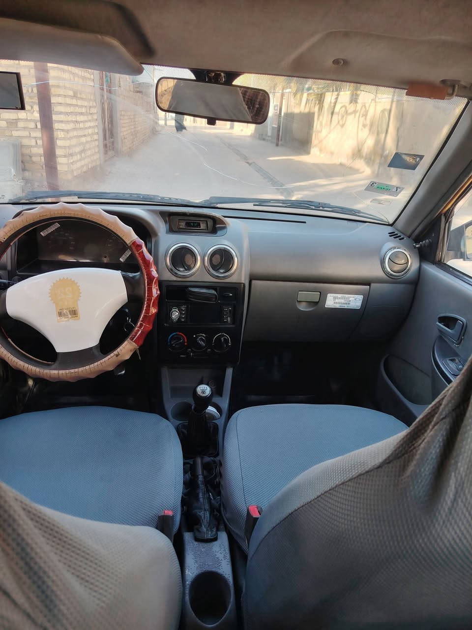 السلام عليكم سايبا 2015للبيع
بأسمي سنويه ل28مصفرة هيئه وغرامات مكينه برايد شرط 

السعر 30وبيها مجال
***********
