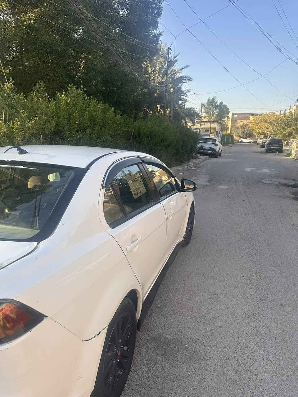 لانسر قرش 2015 رقم بغداد باسمي تحويل ثاني يوم السعر 72 
وبيها مجال رقم : ***********
واتساب: ***********
