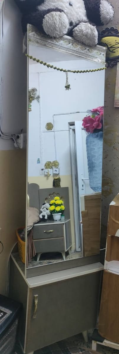 غراض منزلية للبيع وباسعار مناسبة جداً المكان كركوك منطقة واحدحزيران للاستفسار الاتصال على الرقم *********** كركوك, العراق
