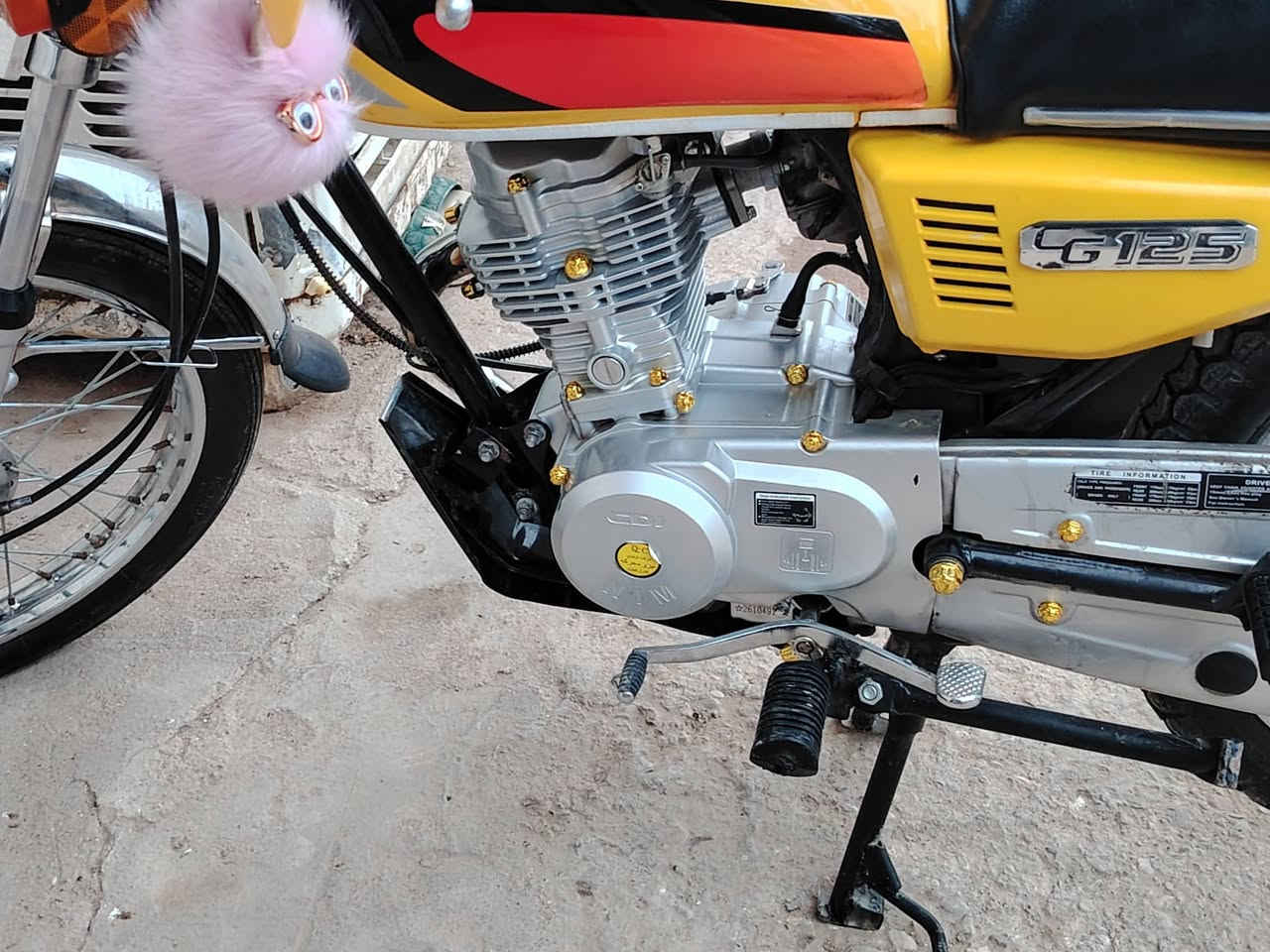 مدير 26 اوراق اسكنر مكان الكوت سعر 750 وبيها مجال
*********** واتساب
