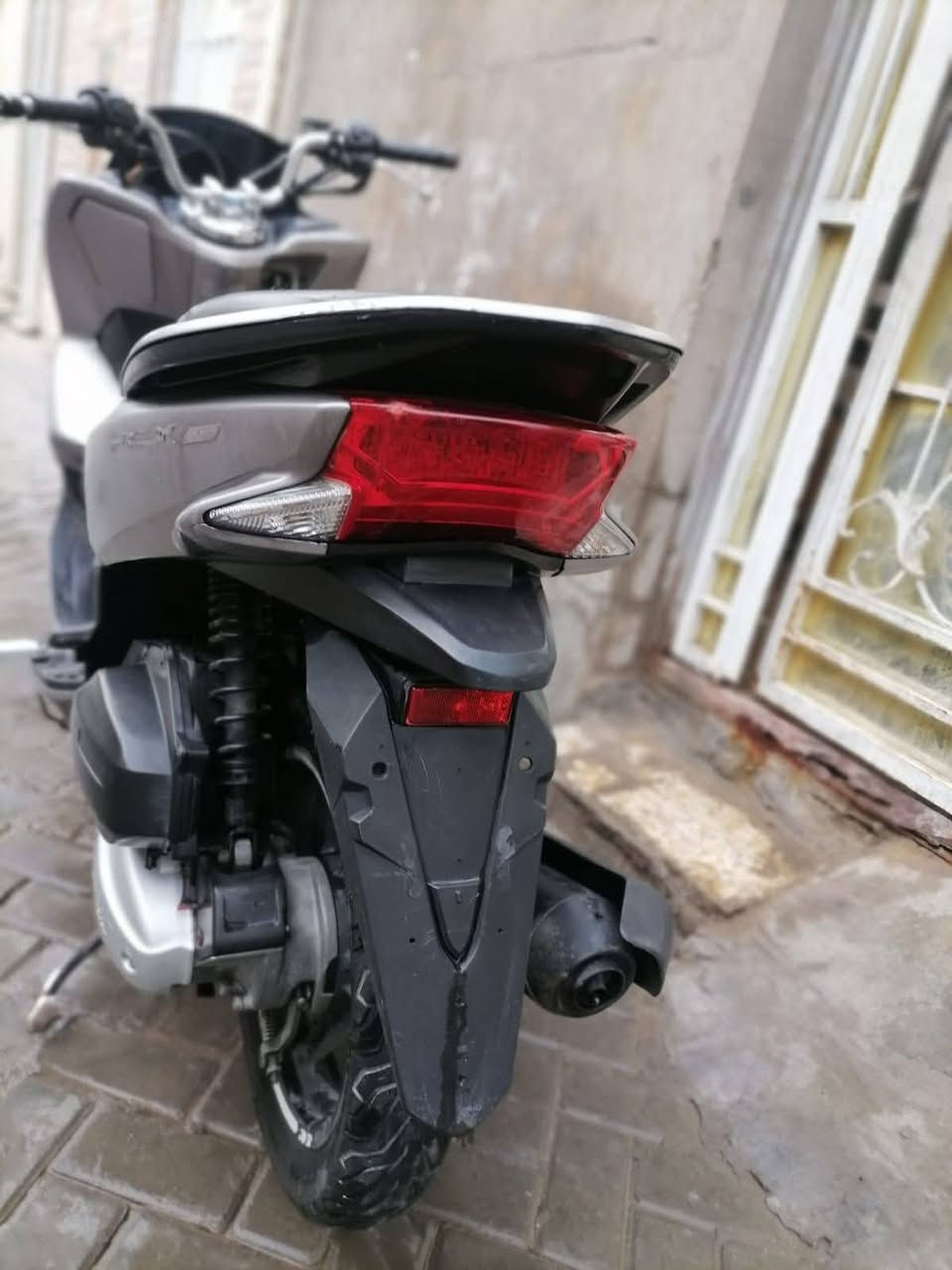 السلام عليكم pcx جيل ثاني ياباني مكينه 150 للبيع السعر ٩٠٠ وبيه مجال كوم حديد بيه عقل ضارب الدراجه شغاله بس تقطع


**إذا كنت صاحب هذا الإعلان وتريد حذفه لأي سبب، رجاءا أرسل رسالة إلى الدعم الفني**