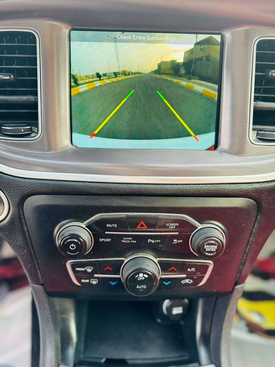 سلام عليكم
شارجر وارد أمريكي مرمز ٢٣ ذي قار 
كفاله بدون حادث
مواصفات شاشه كامره تحكمات دواخل جلد كشن كهربائي براجكتر بصمه تشغيل بصمه ابواب
مكينه وكير وحدايه وتبريد كله كفاله
السعر ١٨٥ وبيه مجال للاستفسار الاتصال على الرقم
***********
