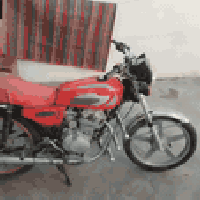 دراجة • نواقص بسيطة • ديالى شهربان