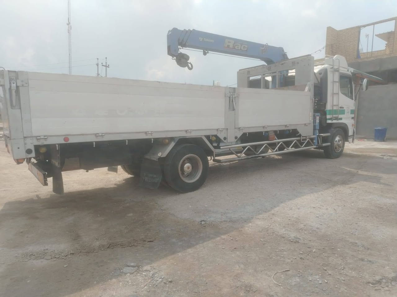 سلام عليكم هينو شيطان مكينه عادي ٨٠ طول ٦وربع رقم بصره تحويل مباشر مسجله ٢٠١٨ مكان السياره ناصريه
***********
