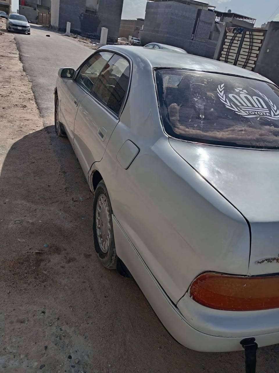 السلام عليكم
( بطة للبيع بالبصرة موديل ١٩٩١)
** مكفولة من الگص ونقل الجثة
** مصبوغة (صبغ عام) بيها ضربة سابقة بالچاملغ الايسر الخلفي 
** رقمها ميسان وراعيها بالبصرة 
** تحويل مباشر او وكالة 
** سعرها ( ٤٣ )وبيها مجال بسيط كلش

هاتف: ***********
