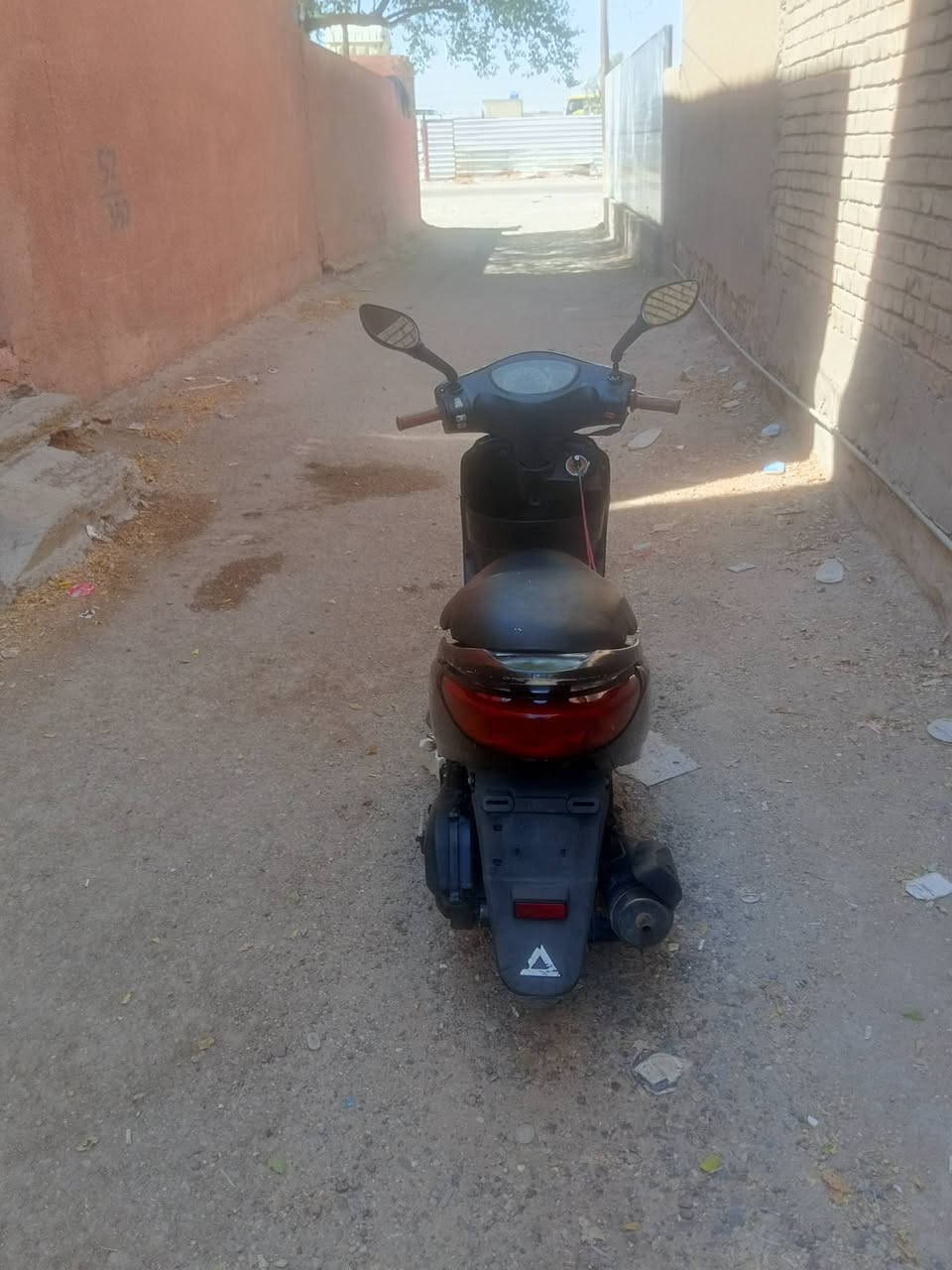 دراجه بريز لايت عالي نوزل نظيفة  سلف هندر كهربائيات كلها شغاله سكليتر خطين  مكينة بلاديه ناعمة اورقها كامله مكاني الشعب سعرها 500 التليفون ***********
