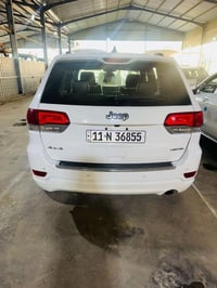 للبيع جيب لمتدد 2019 فول مواصفات ماعدا الفتحه وارد أمريكي رقم بغداد بس...