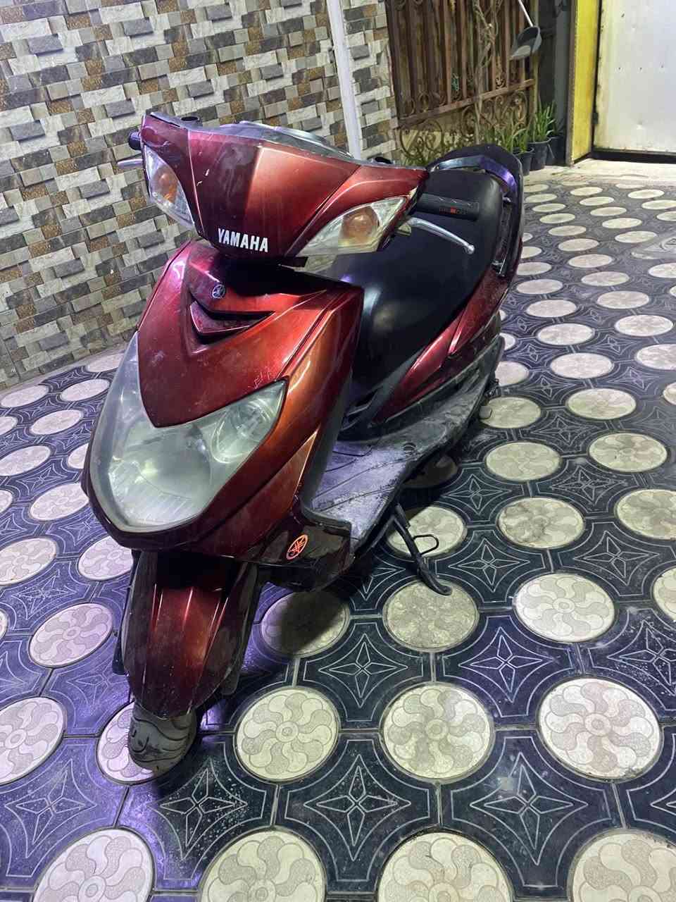 دراجة فحل سكنس الدراجه كامله مابيهه اي نقص شغاله سلف وهندر مكاني بغداد لبلديات السعر 500 وبيه مجال للاتصال ***********
