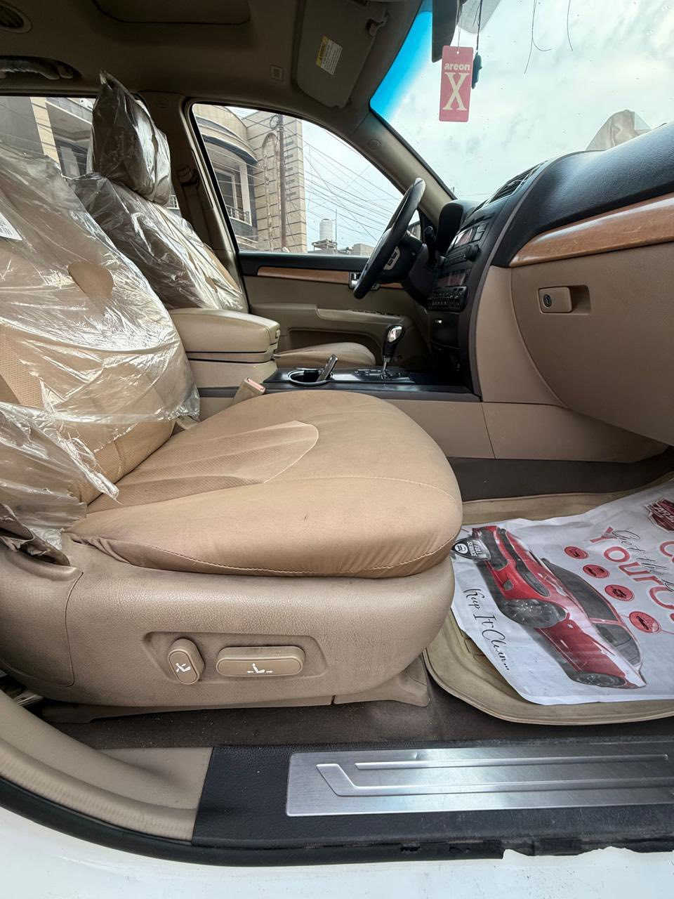 سلام عليكم كيا مهافي 2011 وارد خليجي سياره فول مواصفات 7 راكب 6 سلندر محرك 3600 رقم انكليزي بغداد سنويه لل 2029 بأسمي تحويل مباشر ماشيه 101 كم على ايدي مال بيت استخدام شخصي بصمه تشغيل +بصمه ابواب كشنات كهربائيه حساسات خلفيه زراكات اماميه 3 قطع تبريد تدفئه + كشنات تدفئه تبريد سستم ايرباكات 12 سماعه + دمام كامره خلفيه بلوتوث تحكم استيرن جهتين فور ويل + تو ويل +نظام ايكو + نظام مانع تزحلق + نظام صعود ونزول منحدرات مري شفط + مري قلاب عند الرجوع للبك+ اشارت بالمري + كشنات خزن+ثلاجه +ميموري تخم تايرات جدد باتري جديد حداديه كامله مكمله سياره متصرف عليهه ابد الله شاهد على ايدي مال جناي بيهه صبغ قبق الجنطه فقط بدون دواخل بدون معجون السياره كفاله عامه من كلشي مكاني بغداد البياع السعر 155 وبيهه مجال ***********
