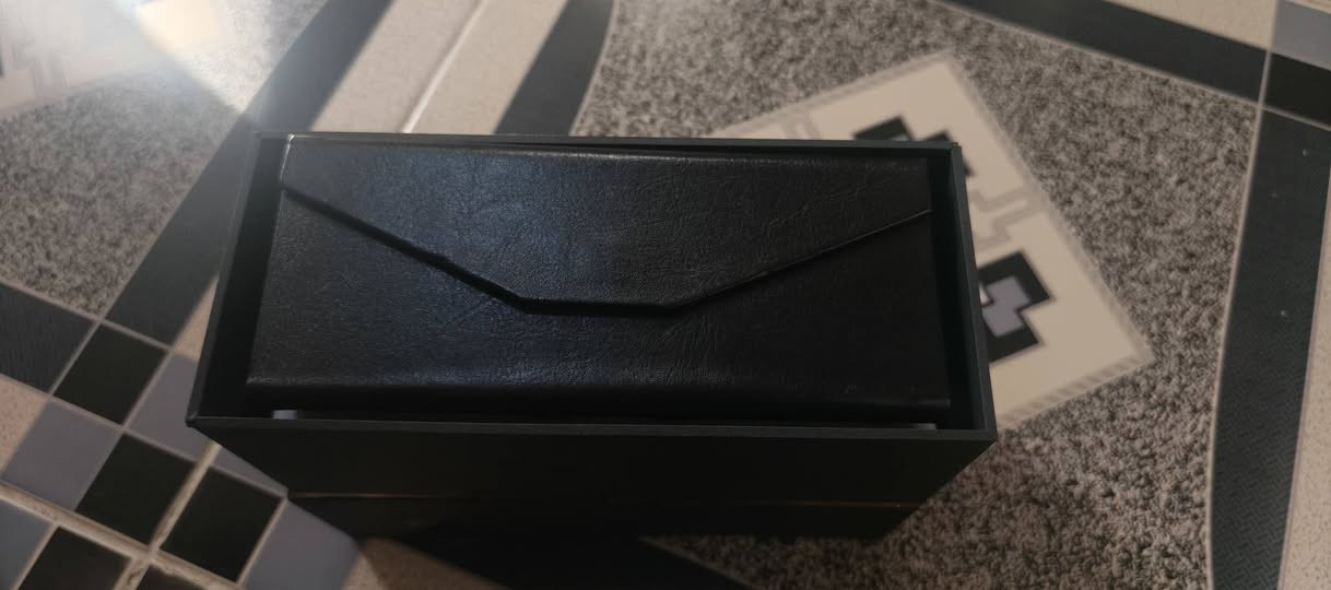 نظاره سمارت بدقة 8ميكا بكسل4k جديده تعمل بالذكاء الاصطناعي ترجمه فوريه تدعم الاتصال وتسجيل فيديو والتقاط صور . سعر50قفل


**إذا كنت صاحب هذا الإعلان وتريد حذفه لأي سبب، رجاءا أرسل رسالة إلى الدعم الفني**