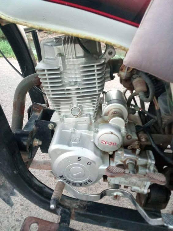 سلام عليكم ورحمه الله وبركاته
من رخصه مدير الكروب المحترم 
ستوته ام الطير موديل 2020 مرقمه وكامله تحويل ثاني يوم نضافه خير من الله السعر (مليونين و 350) وبيها مجال بصيط للطيبين 
خاص ما متواجد اتصل عل  رقم 
***********
