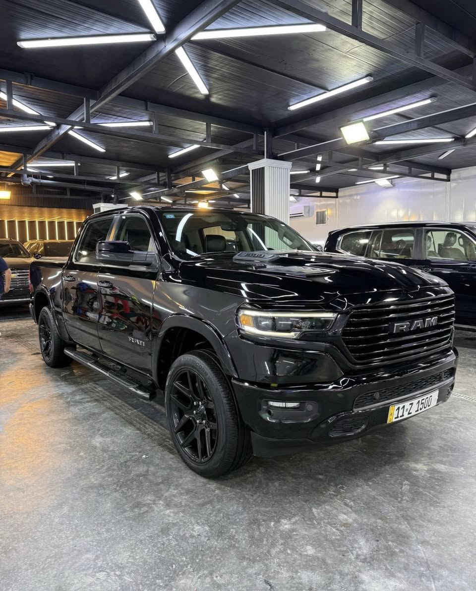 الوحش للبيع
Ram laramie 2020  
بجم  و لايتات لمتد  الشكل الجديد 
فول مواصفات بدون بانورما 
محرك ٨ سلندر
بدي قصير باب جبير
داخل جلد + داخل خشبي صاج
سستم صوت 
تدفئه تبريد كشنات + ستيرن
السياره ماشيه 85 الف
حادثها خفيف بنيد + جاملغ السايق بي صبغ بالراس 
كلير باب البدي
بارد اصبع  باب عكس السايق pdr 
 عليها ترفيع اصلي
دوسات اصليه
كفر بدي  جلد اصلي
ويل ٢٢ اصلي
سيت اشاير مري لد مشتري من امريكا
  السياره نظيفه جدآ  محرك و كير  و معتني بيها كلش
بدون ايرباك 
 السياره عليها رقم مميز ينباع  وحد او يتغير

السعر المقدس 31,500$  و بي مجال بسيط جداً 
***********  واتس اب
