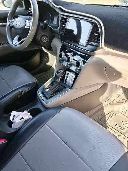 السلام عليكم
من رخصه الادمن 
   النترا مضلع امربكي موديل 2019  جاهزه من كل شي حداديه تخم تأير ويل كب جديد شاده رقم اربيل شرط التحويل حادثها جاملغ امامي فقط بدون اي دواخل 
السعر 155 وبيها مجال بسيط 
 الاتصال علي هذا الرقم ***********
