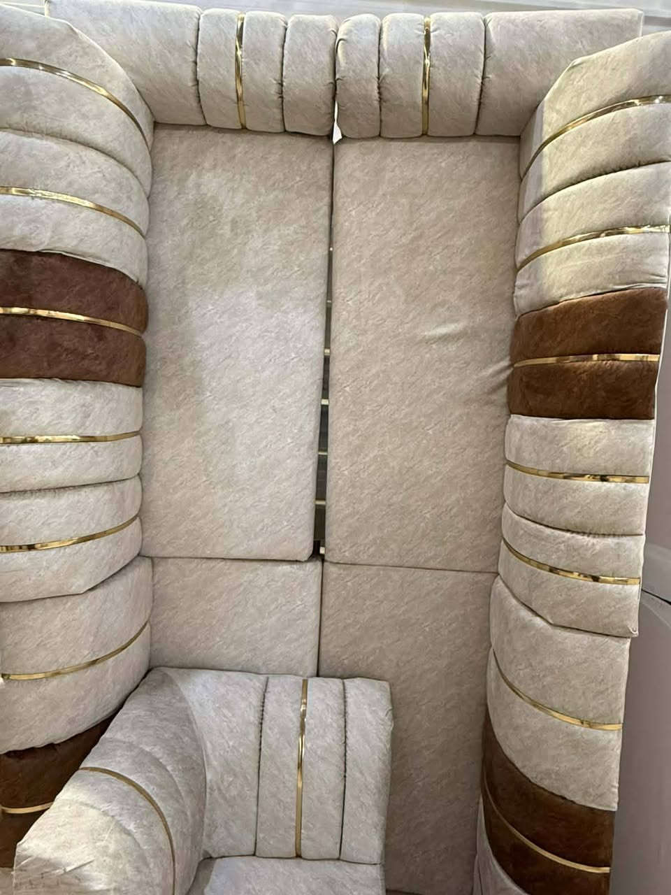 يتوفر جميع تخم والجلسات وبأسعار مناسبة ويوجد خدمة توصيل جميع العراق


**إذا كنت صاحب هذا الإعلان وتريد حذفه لأي سبب، رجاءا أرسل رسالة إلى الدعم الفني**
