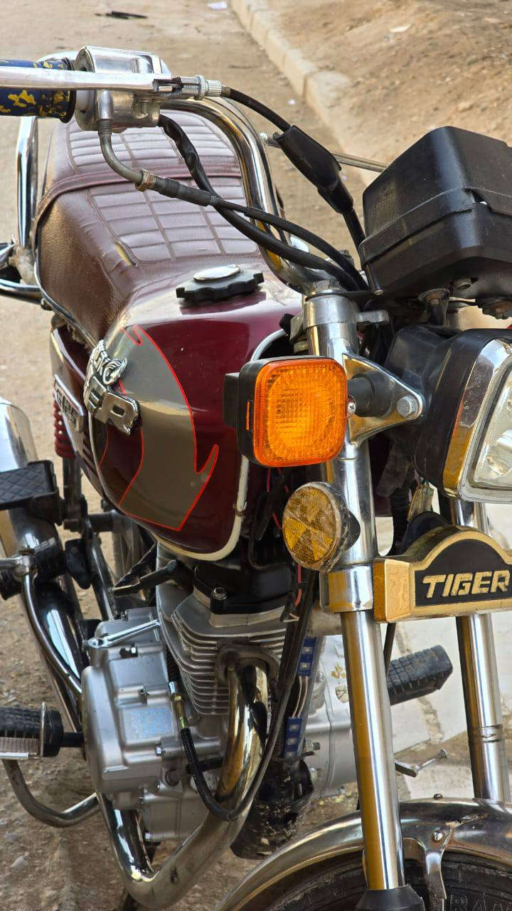 سلام عليكم دراجه تايكر وراق سكنر موديل 2021عنوان ميسان العماره ابو رمانه ***********
