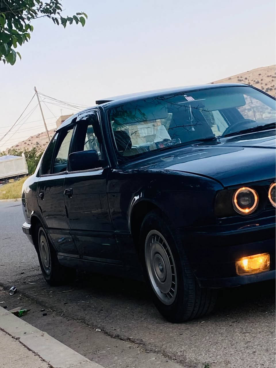 BMW(E34)🇩🇪✈️
520مەکینە کەپس گێڕ عادی🚀
ئارم پلاستیک. هەولێر
مواسەفات
4جام کارەبە
تەبررید سارد❄️ گەرم🔥
هەموشتی پێوەیە ئەبێت  چابکرێت
سلایتە. ئیش ئەکات. مەزبوت
لائت ئەڵقە⭕️
ئیشارە تو سەکن. فڵچەو  هەموی ئیش ئەکات✴️
ناو گێچ کامل. مەزبوتە 📟
سەیارەکە   یەک دەعمی بچوکی پێشی هەیە.  زۆر کەمە
ماباقی.  بێدەعمە👍
سبوغی زۆر جوانە. 
تەرجیلو موکەبەرەی. سەوتی زۆر خۆشە🎶
تاقم پێشی تازە داگیراوە 
گێرو مەکینەو ئەکسل  بەشەرت 
بەنزین زۆر کەم ئەخوات🔥
هەموو عەیبی سەیارەکە. یەک تۆز دوکەڵ ئەکات. لەکاتی  زەختا
سەیارەکە جوانوو رێکو پێکە
  سعری28گەڵاو مەجال💰
شوێن. تەکیە نزیک.  بازیان
ژم.***********☎️📞
تکایە موشتەرینیت. بێزارمان مەکە
 رێزم بۆ هەمو لایەک❤️ شمشمل, السليمانية
