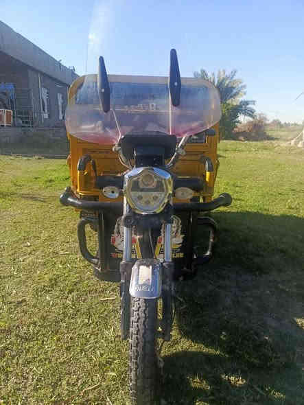 سلام عليكم ورحمة الله وبركاته من رخصة الادمن المحترم
ستوته فحل شحن موديل 2022 للبيع 
تايرات جدد
بطاريات عدد 5 جدد
گشرها نضيف كلش مثل ماموضح بالصوره. 
كهربائيات شغاله
شاشه تدعم البلوتوث 
سايد بريك شغال 
مكاني بغداد الرضوانيه سعر عالخاص 
***********
***********
