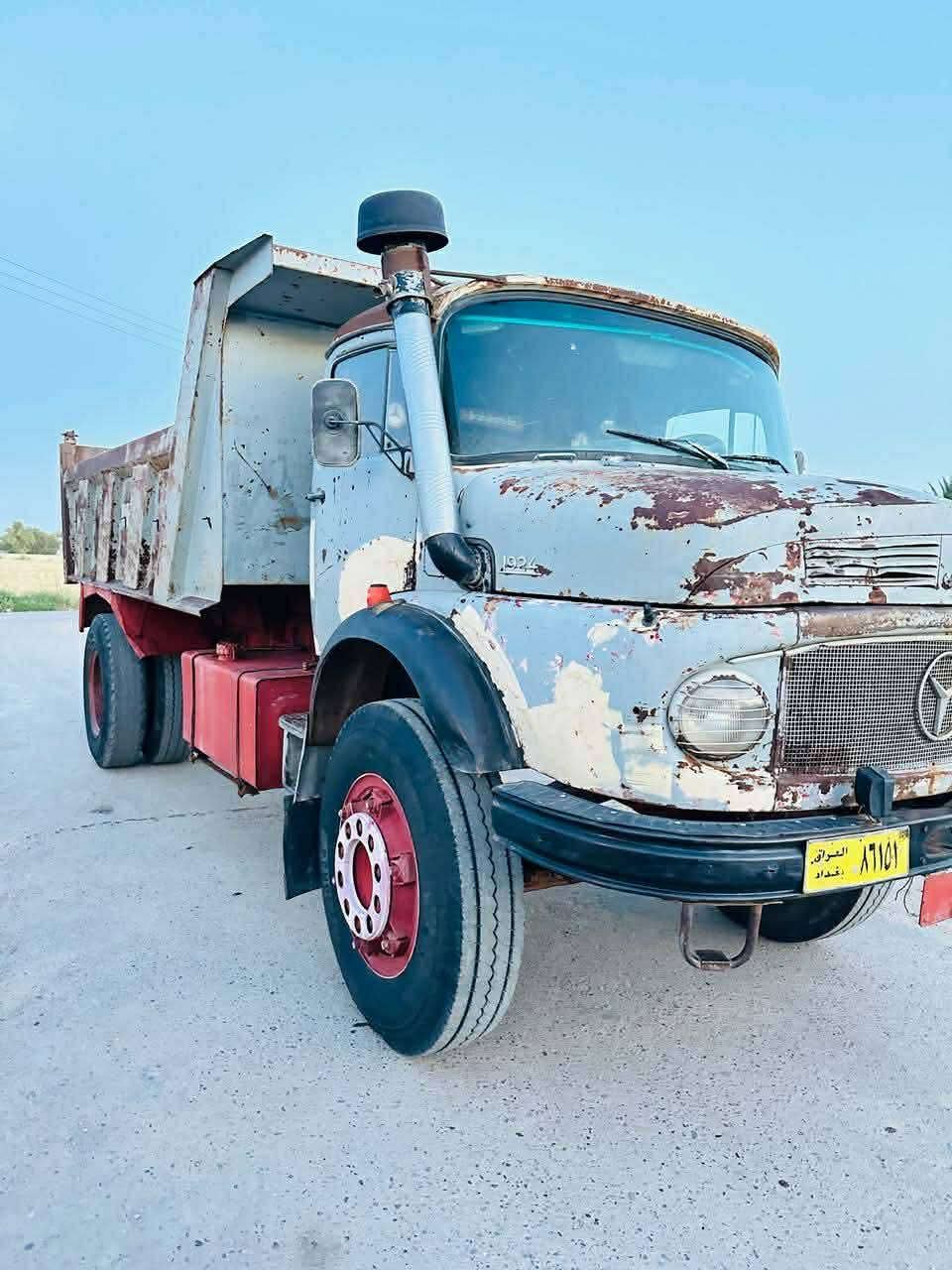 السلام وعليكم
ااقجم للبيع موديل 75 محرك كير اكسن مكفولات الاتصال 
***********
