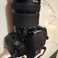 كامرة كانون D700 للبيع السعر 500بيهه مجال  وياهة عدسة ١٨_١٣٥ كامره ما ...