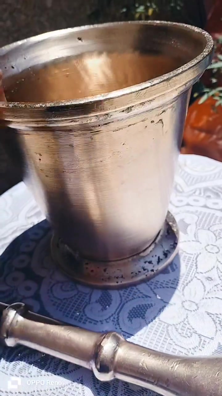 السلام عليكم هاون قديم جدا اني نضفته بيدي القياسات موجوده بصور 
مكاني بغداد الكرخ الي يدور برخيص ليطب ويعلق رجاءآ


**إذا كنت صاحب هذا الإعلان وتريد حذفه لأي سبب، رجاءا أرسل رسالة إلى الدعم الفني**