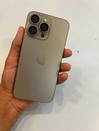 15 برو ماكس   ذاكره 256   بطاريه 98   عدد الدورات 327 وقابل للزياده   ...