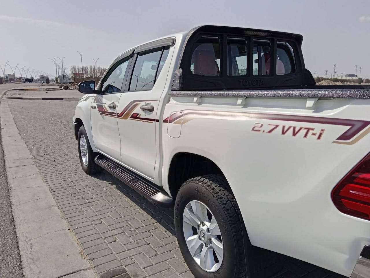 تويوتا هايلوكس فورويل 2019
اوتماتيك رقم بغداد انكليزي بسمي تحويل 
ثاني يوم ساز اصل فول مواصفات 
مكفوله من الضربه والصبغ وتبديل المكان بصره
الشراي يتصل ويدلل محرك كير اكسل مكفولات
 شرط وضع الشركه برقي ما مفتوح بيه مكاني البصره وهذه رقمي ***********
