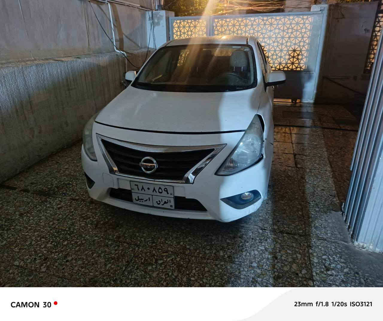 سلام عليكم
سني هندي باسم الشركه 2021
سنويه ضايعه وعندي بيها 
وكاله وقرار قاضي وكتاب مفقودات
جاملغات الاماميه بيهن طاخات 
والجاملغ الخلفي بي بارد فقط 
#السعر 92ورقه 
رقم الهاتف ***********
