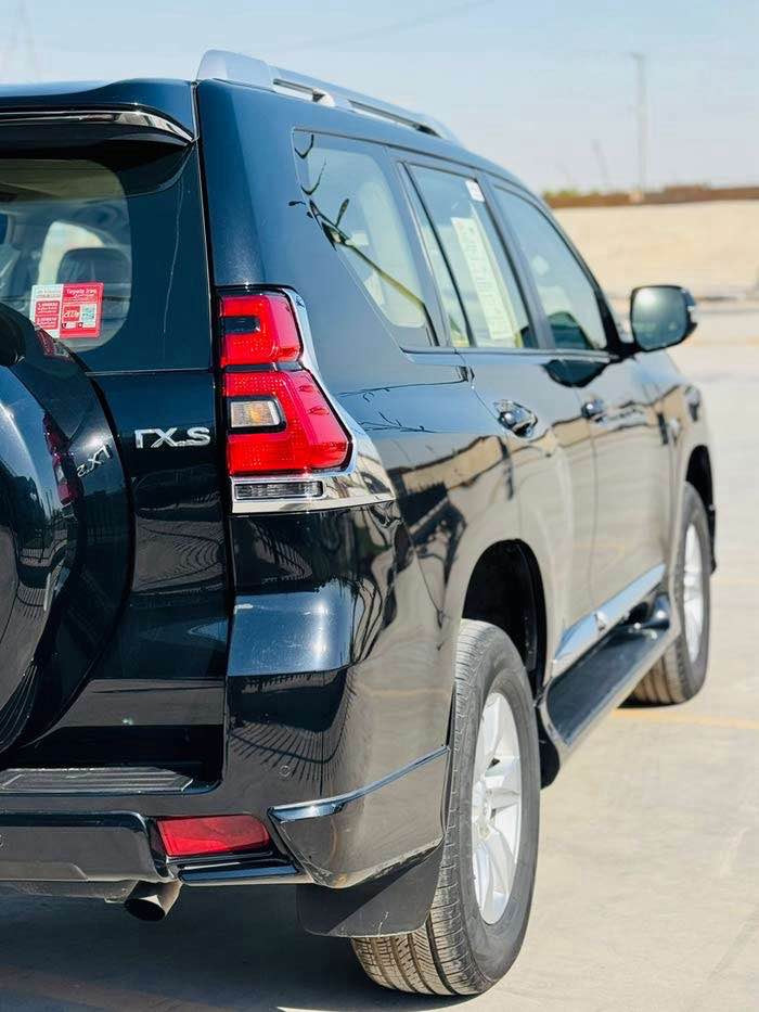 السلام عليكم 
تويوتا برادو 2020 TXS فول مواصفات وكالة SAS ساس محرك 6 سلندر V6 لون اسود كفالة من الصبغ عدا بارد بسيط بالحافة البنيد و الجاملغ و تكحيلات بسيطة بدون صبغ بدون ضربه 
السيارة ماشية 81 الف حقيقي جديدة جداً رقم اربيل دولي تحويل مباشر
المواصفات :
لايت زنون داينمك متحرك
لد نهاري
شاشة كبيرة + كاميرا
كراسي كهرباء 2
فتحة سقف
دبل تانكي
كشنات جلد بيجي
بصمة
ثلاجة
تحكم ستيرن + كروز سرعة
مانع انزلاق و فور ويل
شاحن وايرليس
تبريد 3 قطع + تبريد شاشة
مري شفط 
تشغيل عن بعد 
السعر : 385 ورقة و بيها مجال بسيط جداً
للأستفسار : ***********
مكان السيارة : بغداد الدورة بغداد, العراق
