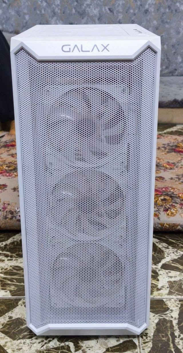 🔥 PC Gaming للبيع 🔥

✅ Ryzen 5 5600X
✅ RTX 4060 8GB
✅ RAM 16GB 3200MHz
✅ SSD 1TB
✅ B550M-P GEN3
✅ PSU 650W Bronze

الجهاز نظيف جداً، جميع الكراتين موجودة، مفحوص واختباراته ممتازة .

السعر: 1,100,000 دينار قابل للتفاوض للجادين.

📩 مراسلة خاص


**إذا كنت صاحب هذا الإعلان وتريد حذفه لأي سبب، رجاءا أرسل رسالة إلى الدعم الفني**