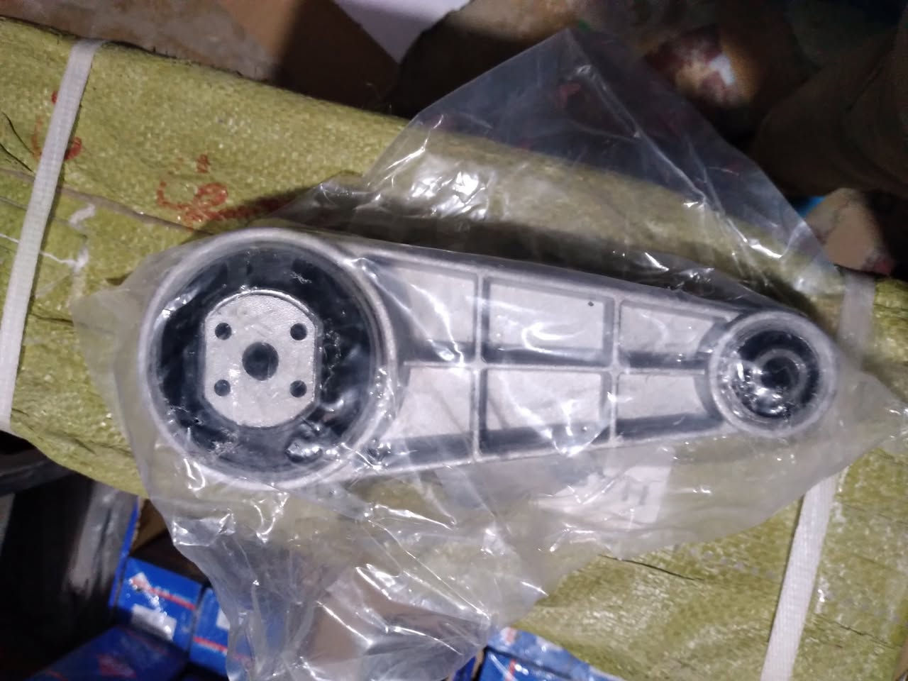 .                     #حسين_للجمله 

          لتجارة الادوات الاحتياطيه للسيارات 

                   (  اوبترا     $      افيو  )          

        (  حداده عامه       تجفيت      عامه )

                  بأسعار الجمله و المفرده

العنوان : البصرة _  الجنينه _  شارع التجاري 

***********     حسين الرمضان
***********      محمد الرمضان
