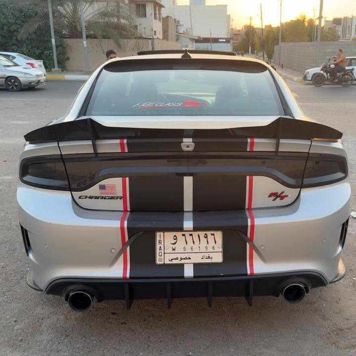 جارجر Hemi Daytona 2019
 لون رصاصي فول فوول
رقم بغداد مشروع وطني، 
محرك 5700   

مواصفات Daytona معروفة
فتحة سلايد روف 
تشغيل عن بعد
شاشه كبيره +كامره خلفية دوارة + حساسات خلفية
كشنات حضن+كشن السايق والراكب كهرباء
كشنات تدفئة تبريد + تدفئة كشنات خلفية
ستيرن كهرباء + تدفئة
سستم صوت  هارمن كاردون + دمام صوت دشبول خلفي
دكمة السبورت+ دكمة سوبر تراك باك
المري هيتر
رادار جانبي 
رادار امامي ، ء+ تحديد مسار
شفتات ستيرن
كشنات ذاكرة ميموري 
الحادث : باب الراكب+ الراكب + نص جاملغ خلفي كلها من جهة
الراكب 
رقم الشاصي 2C3CDXCT7KH554218

للتواصل رقم صاحب السيارة ***********
