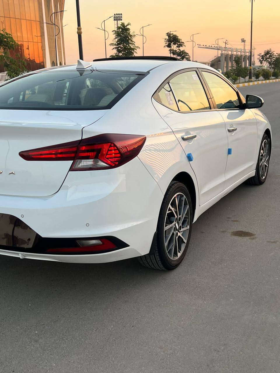 السلام عليكم... النترا 20 خليجيه فول مواصفات كفاله عامه الاخير حتى الدعاميات الاستفسار على هاذه الرقم ***********
خوان رجاءآ رجاءآ مكلف بلنشر لحد يراسلني ماعرف شي بلسيارات
