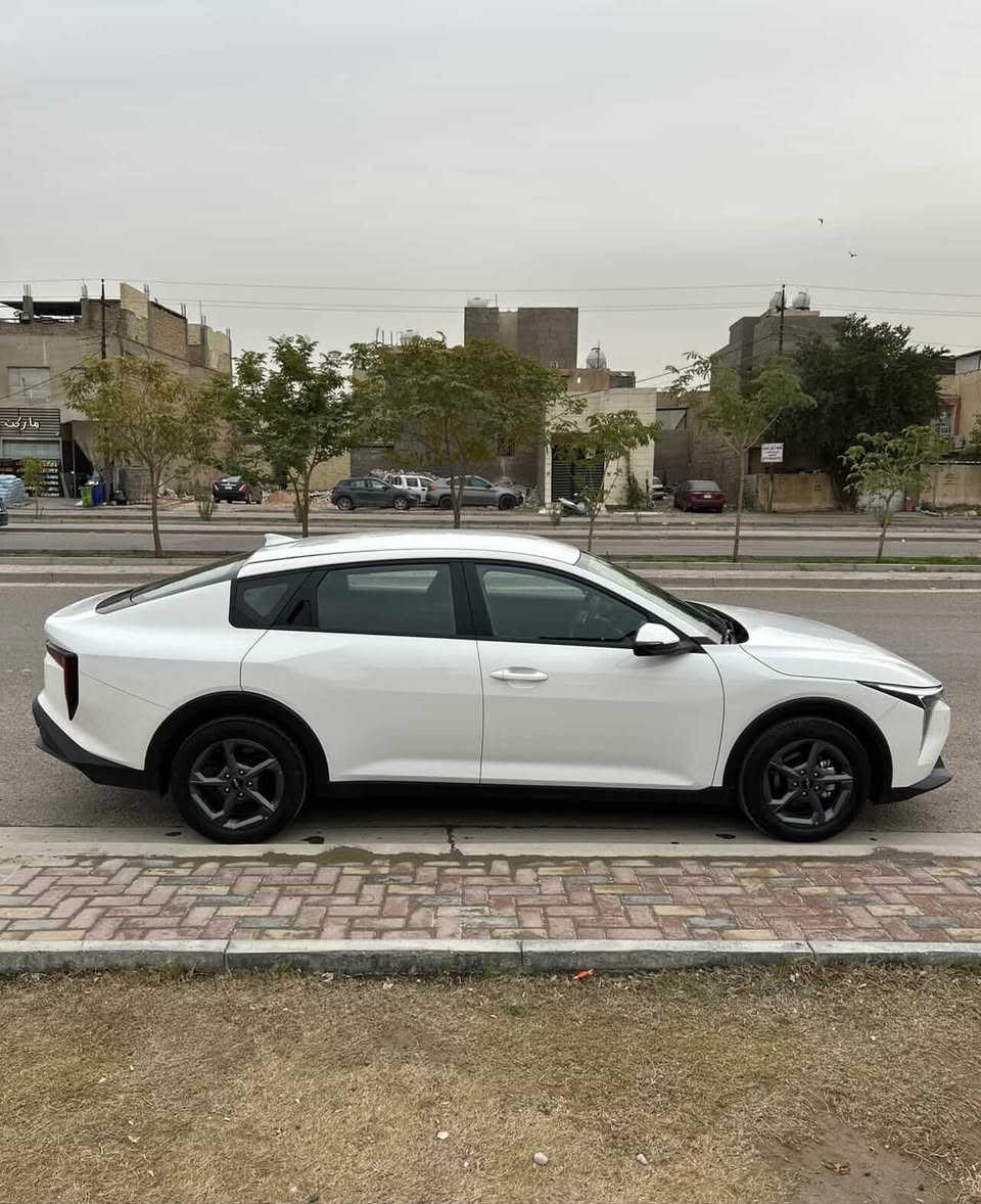 السلام عليكم اخوتي k4 كي فور خليجيه ٢٠٢٥ وكاله نيم ضمان خمس سنوات محرك ١٦٠٠ مكفوله كفاله عامه عدا شخط بسيط بكد الاصبع ماشيه ١١ الف كيلو رقم اربيل باسمي السعر ١٨٢ ورقه وبيها مجال ***********
