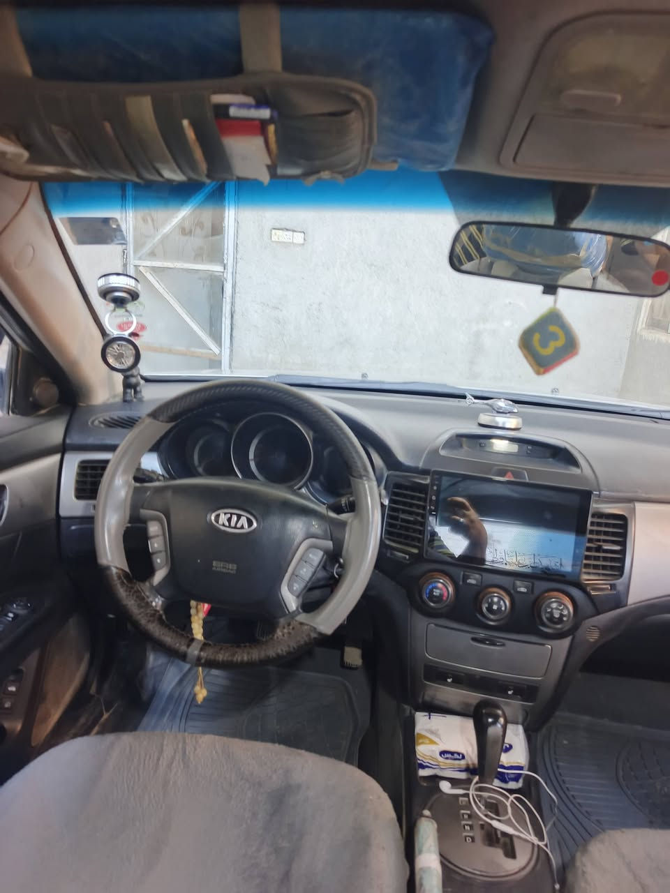 اوبتيما لوتز موديل 2009باسمي رقم بغداد سياره نظيفه وجاهزه السياره جارده مصبوغه عام محرك 2000 جديد مكان سياره ناصريه السعر 105 وبيها مجال او مراوس اوبتيما صفره نظيفه اتصال ***********
