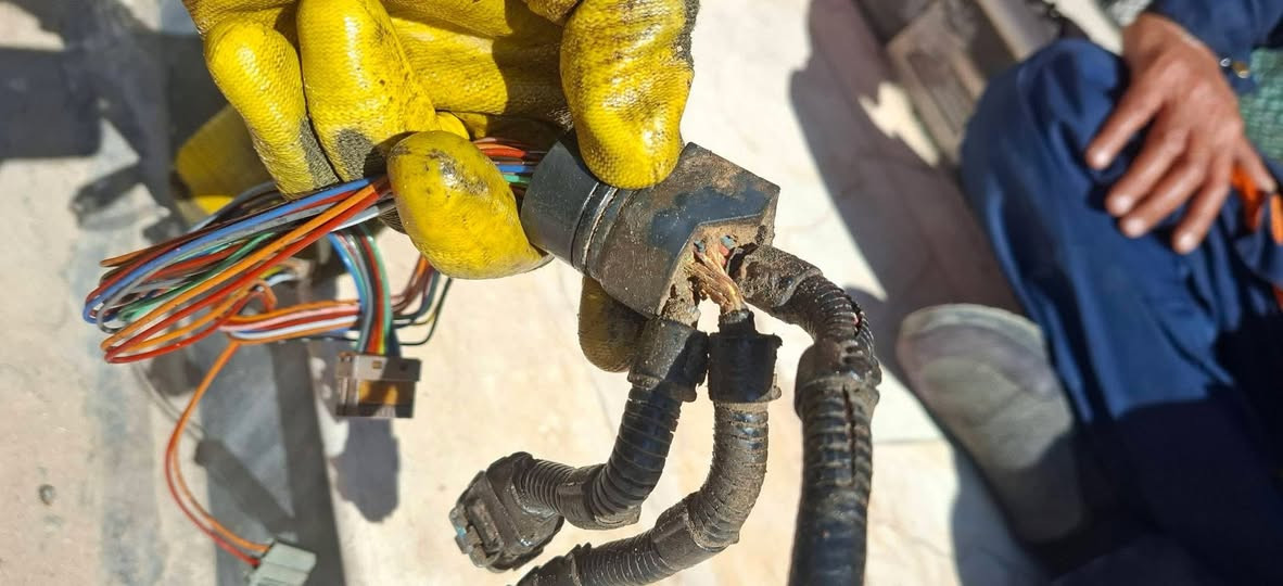 السلام عليكم شباب زايد ضفيرة الي تدخل للكير السيارة اوتماتيك صار بيهة طبك وهسة بالشارع واكف


**إذا كنت صاحب هذا الإعلان وتريد حذفه لأي سبب، رجاءا أرسل رسالة إلى الدعم الفني**