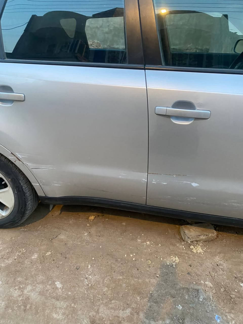 السلام عليكم كيه صول 2014 كفاله من صبغ وضربه جاهزه كير ومحرك حداديه وتخم تاير كلها جدد رقم ميسان بأسمنه للاستفسار الاتصال ***********
