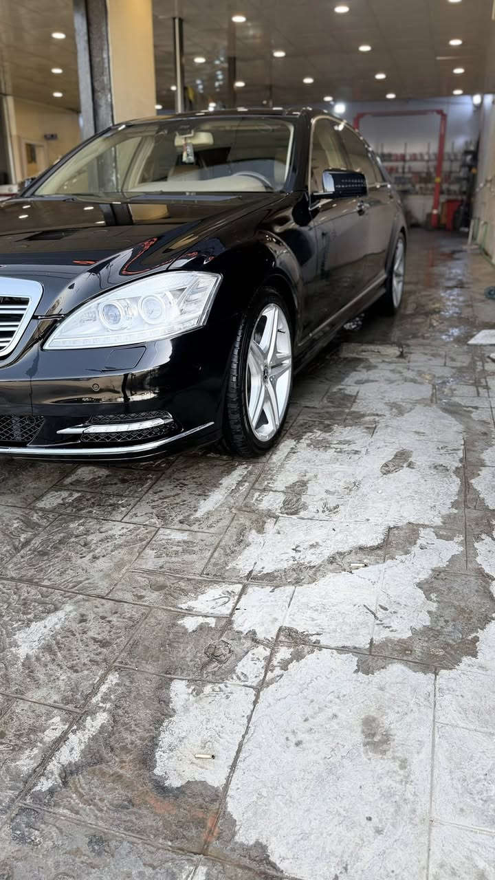 رمضان كريم على الجميع
مارسدس اس كلاس S500 خليجي كفالة موديل 2007 ماشية 169 كيلو محدث 2013 شرط بلادي القطع ادامة كاملة من كلشي صدر وكير ومكينة ودهون كلش جديدة السيارة الله شاهد فول مواصفات رادار ناظور كشنات منفصل تبريد منفصل 5 بردات بوب شفط بصمة بانوراما وبالخير على الياخذهة تحويل ثاني يوم سعرهة 185 وبيه مجال بسيط مكاني بغداد
***********
