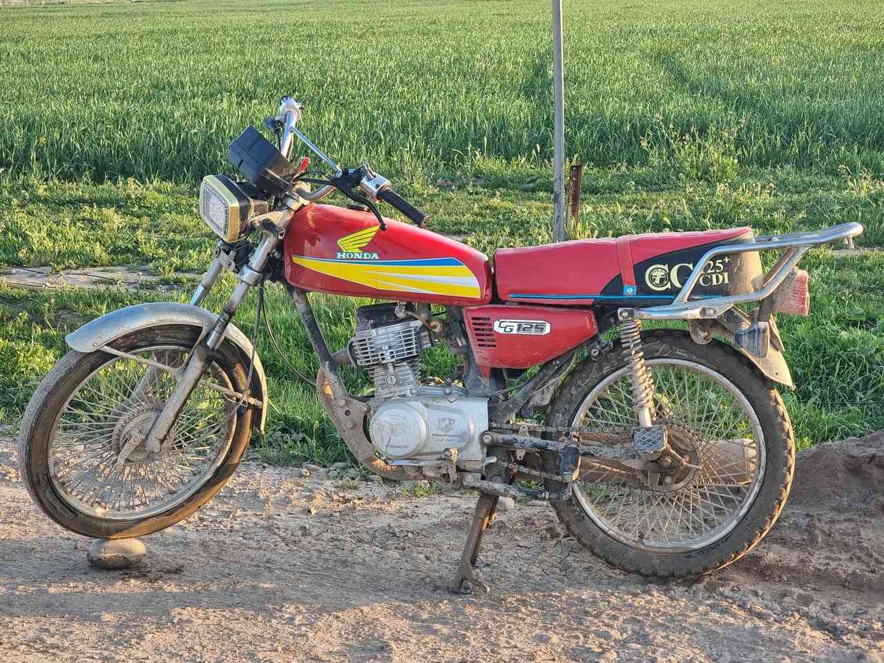 السلام عليكم تايكر 2020 للبيع ويرهم مراوس
السعر 270

نشاط فول معدل نار محركو دمعا اخرس 

كهربايتو شغاله

مكاني الجواعنه 

***********3
