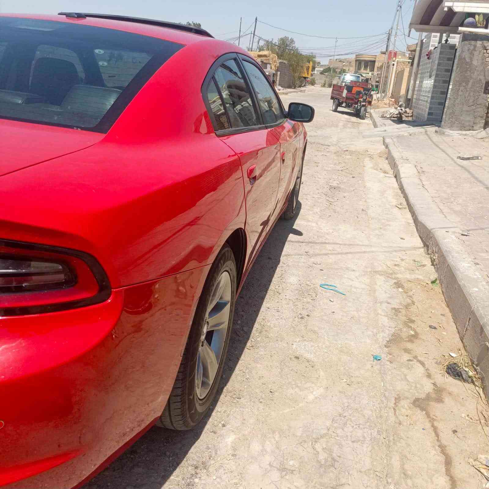 سلام عليكم جارجر وارد مريكي بدون ضرر 
موديل 20 رقم أربيل  محرك 3600 
فول موصفات سيارة جاهزه ونظيفه 
سياره مكفوله من صبغ من تبديل 
السعر 235 وبيه مجال قليل 
*********** مكان سياره ميسان
