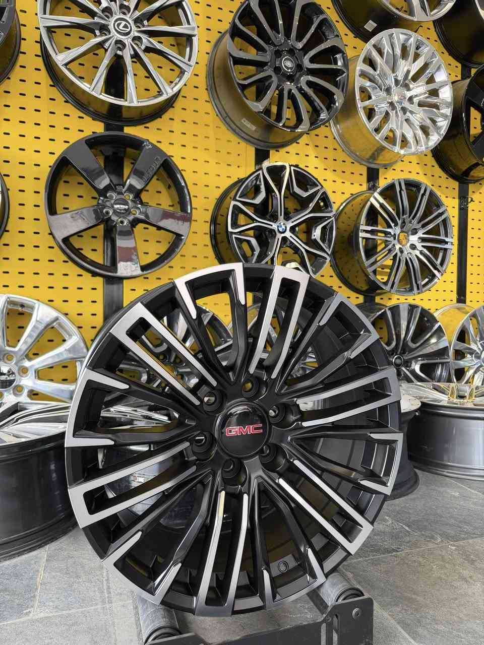 سلام عليكم
الاطارات ويل جيئمسى 

موجودة 

حجم20

موديل 2025

مال موديل جديد 

GMC 

مال جيئمسى  موديل جديد 2025

ويل جديد 

الاطارات جديد 

***********

اسعار دذلى واتساب***********
