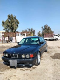 بي ام دبليو 735 • V6 • فتحة سقف