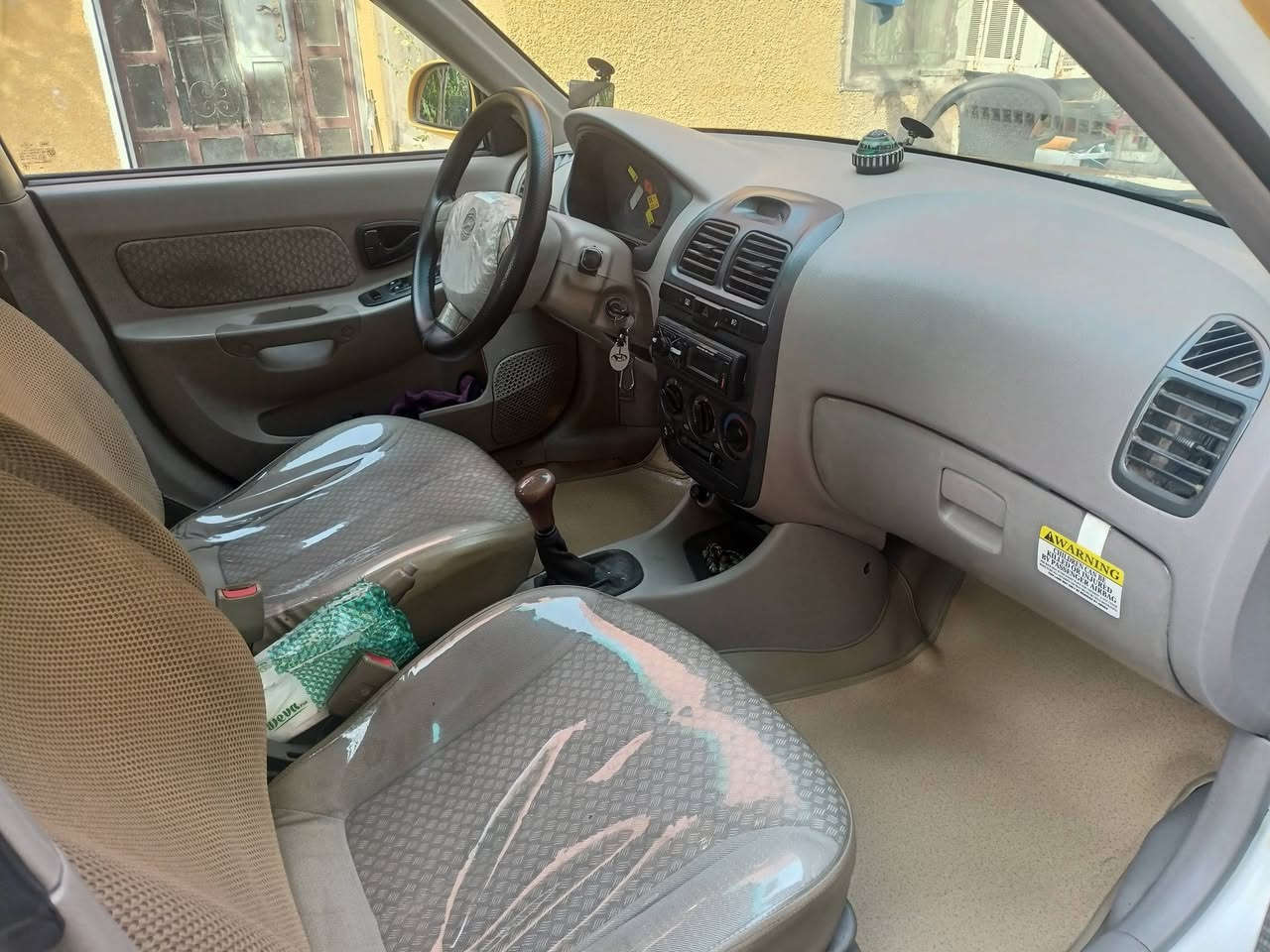 السلام عليكم فيرنه موديل 14 رقم نكليزي سنويه بسمي سياره جديده ما متعوبه تخم تاير دوشمه باتري جديد سياره ما معيوده كير مكينه خير من لله  مكاني بغداد جسر ديالى رقمي *********** السعر 84
