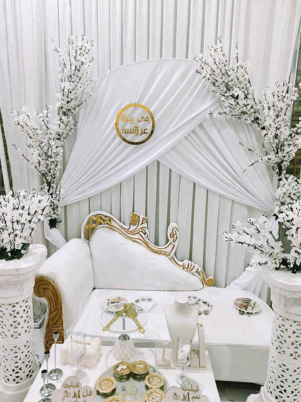 عروض بلاش
كل هذه جمال ب25 

مجمع عباس مندوب لتزين سيارات لاعراس والكوشات والجوادر 

العنوان 
ذي قار 
قضاء الفجر 
شارع الشطري 
***********
