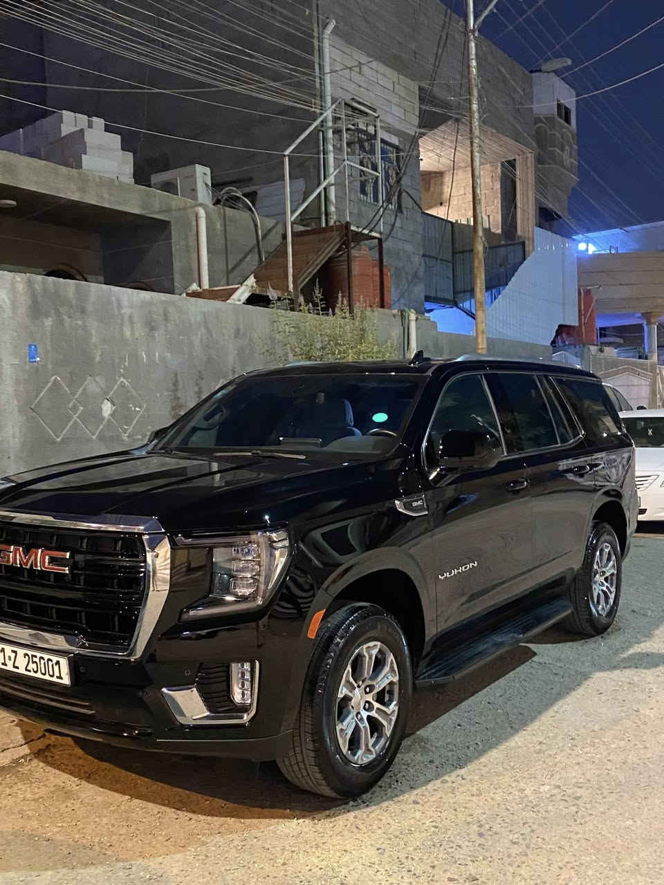 للبيع جي ام سي يوكن 2024 خليجي وكالة المنصور ضمان 5 سنوات او 100 الف كيلو  مواصفات SLE المعروفه رقم بغداد مميز باسمي السياره كفاله عامه من كلشي بعدها زيرو ماشيه 6 الاف فقط مغلفه ppf كلها حتى الجام مكان السياره البصره للاستفسار اكثر ***********
