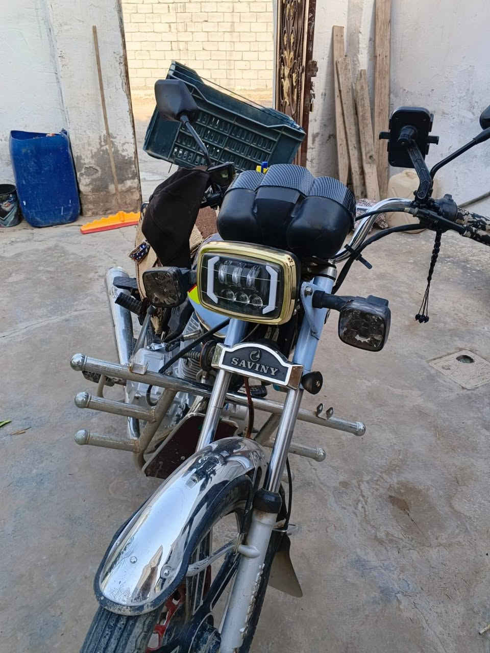 دراجه سيفان موديل 2024 اوراقه موجودة واسويلك مكاتبه محرك ما مفتوح كهربائيات شغاله سعره 650 وبي مجال  الشراي هذا رقمي ***********
