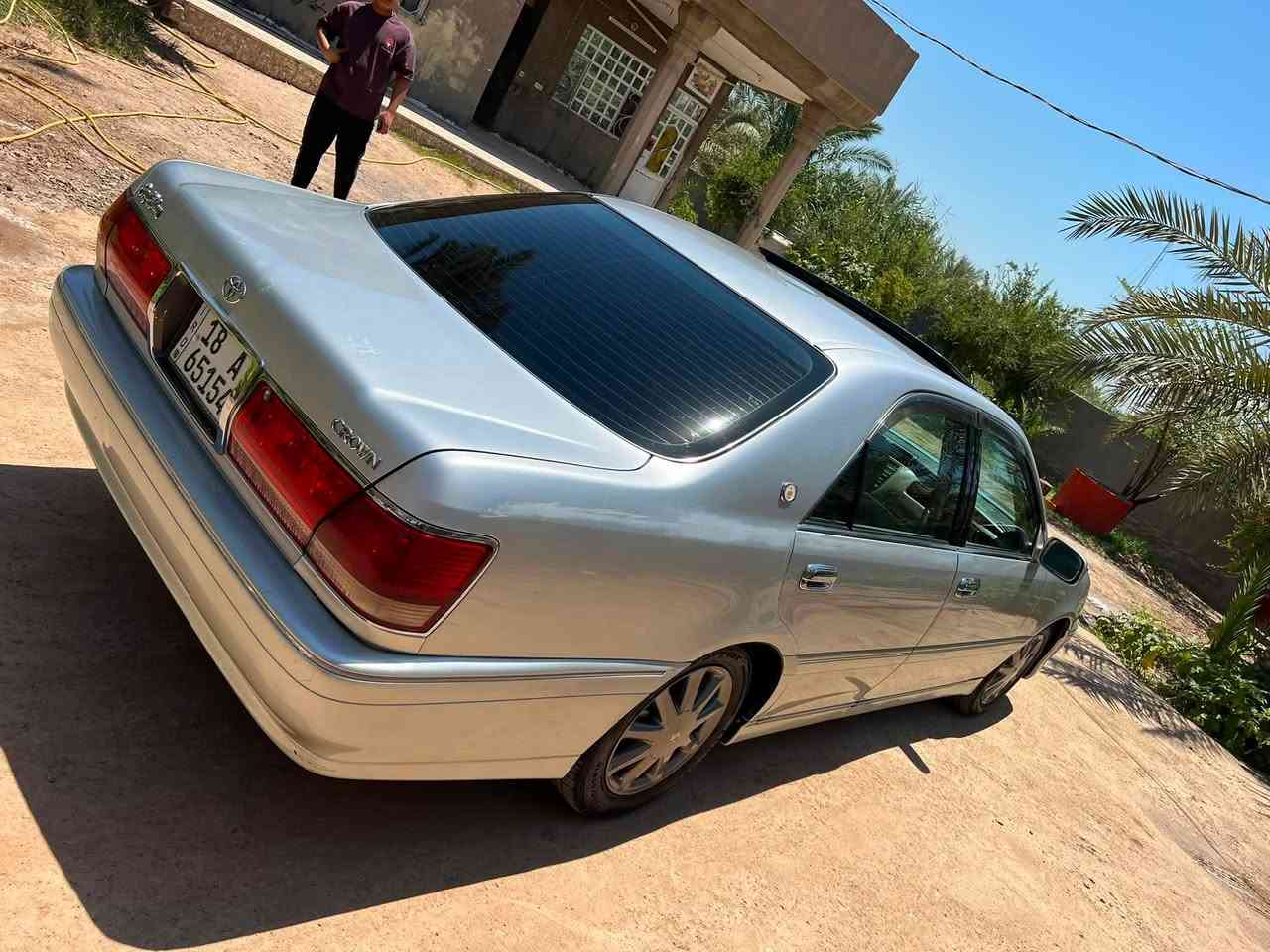 السلام عليكم
ملكه موديل 2001
كرستال اصل
فول مواصفات 
3 دكم 
رقم بابل انكليزي بسمي
جاهزه 
فتحه السيارة
دبل شاشه
ديفور لجبير
شاصي 75
السعر المطلوب 138 وبيها مجال
مكانها /بابل / الكفل
اي ستفسار الاتصال علرقم ***********
