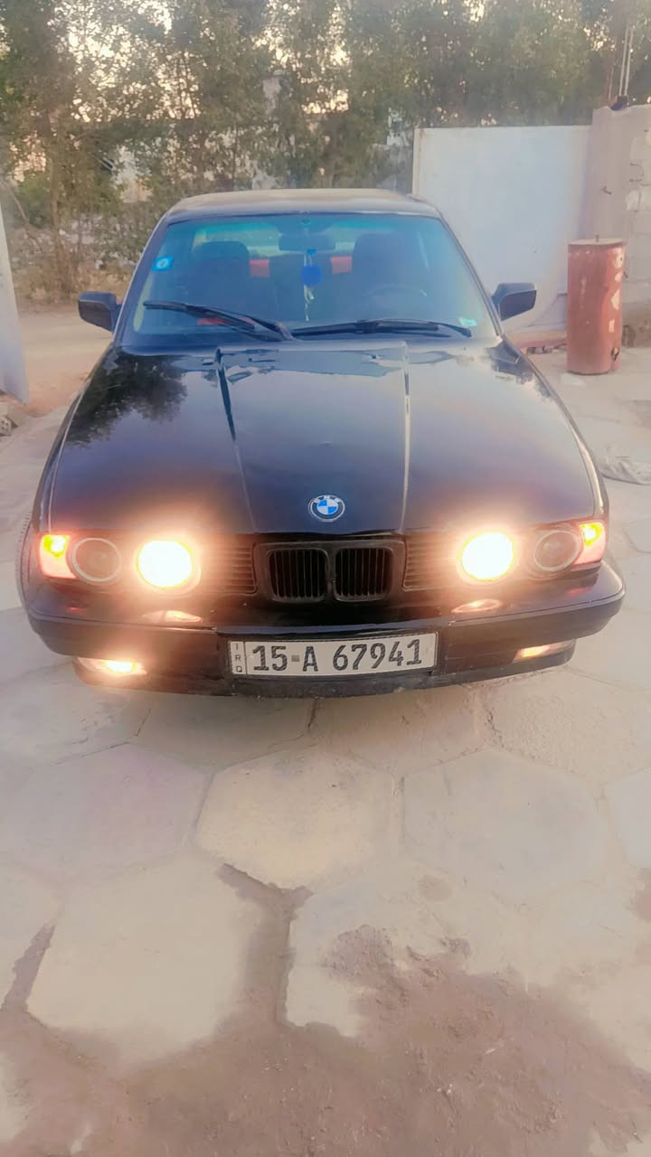 سلام عليكم للبيع بي ام مفتوح جاهزه نضيفه حيل سعر 40 وبيه مجال مكان بغداد للاستفسار ***********
