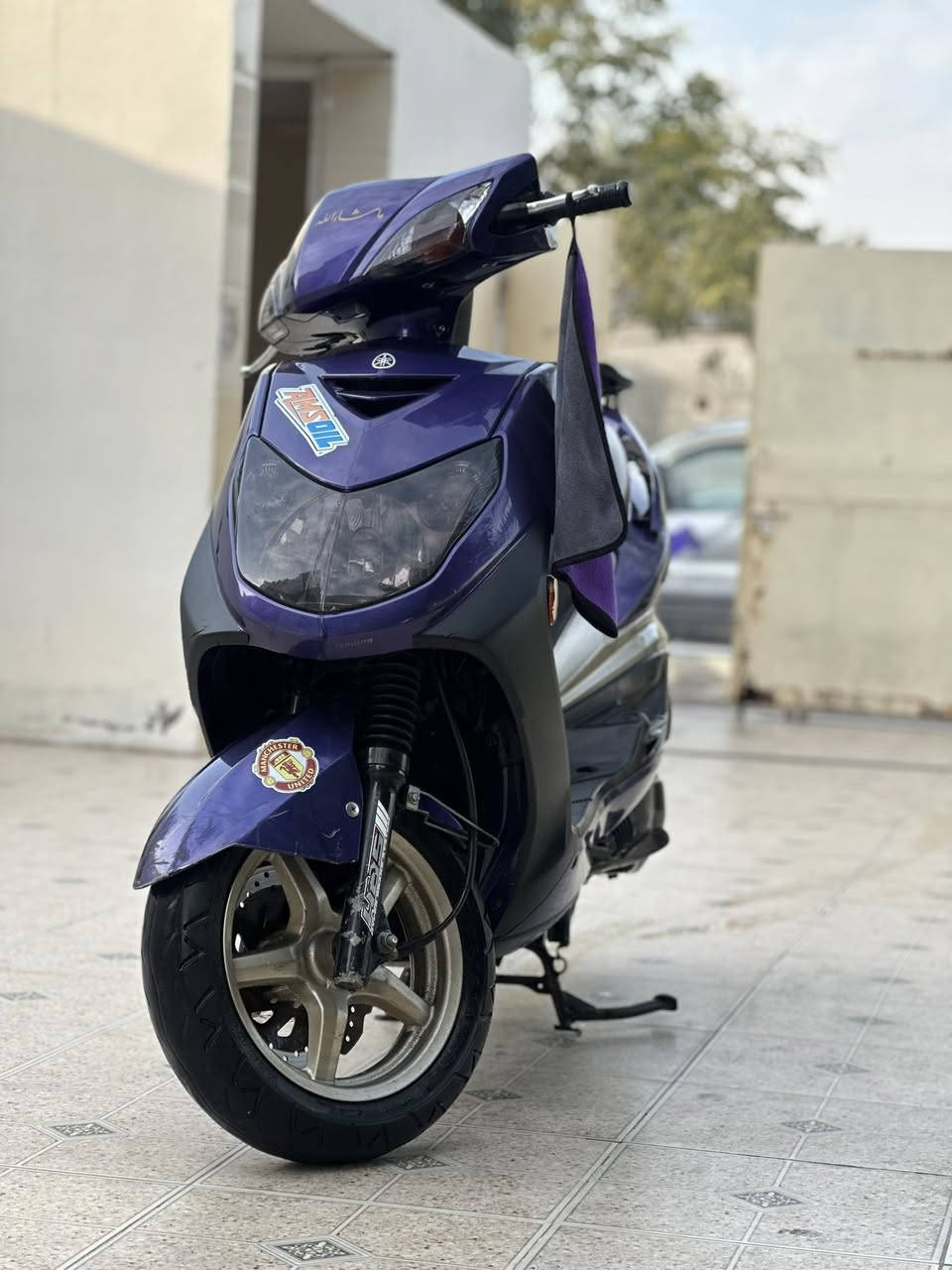 سلام عليكم شباب دراجه سكنز فحل للبيع دراجه خير من الله وهاذه رقمي *********** السعر ٩٠٠ بيهة مجال بسيط@
