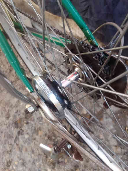 سلام عليكم حجم٢٧السعر١٠٠بايسكل بالة عل وضع شركة مامبدل كلشي بي***********
